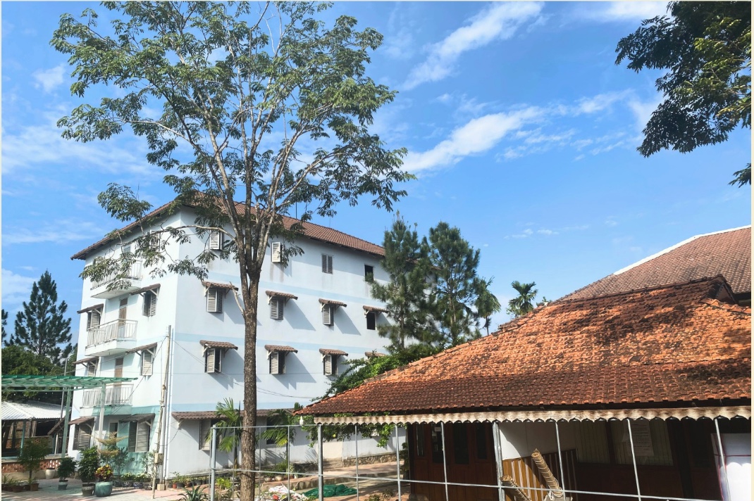 Khu nhà ở thiền sinh
